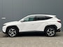 Hyundai Tucson 1.6 T-GDI 265pk PHEV Premium 4WD (299,- p/m Demo Deal!) | Leder | Carplay | Climate | Keyless | Navigatie | Elek. Klep | Full - Led | 360 Camera | KRELL Audio | Elek. Stoelen | 19" Lichtmetaal | Winterpakket | Stoelventilatie | Dodehoek Detectie