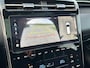 Hyundai Tucson 1.6 T-GDI 265pk PHEV Premium Sky 4WD (299,- p/m Demo Deal!) | Leder | Carplay | Climate | Keyless | Navigatie | Elek. Klep | Full - Led | 360 Camera | KRELL Audio | Elek. Stoelen | 19" Lichtmetaal | Winterpakket | Stoelventilatie | Panoramadak