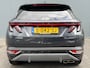 Hyundai Tucson 1.6 T-GDI 265pk PHEV Comfort Smart 4WD (299,- p/m Demo Deal!) | Climate | Camera | Carplay | Keyless | Navigatie | Full - Led | Elek. Klep | Winterpakket | 19" Lichtmetaal | Krell Audio | Digitale Cockpit | Parkeer Assistent | Adapt. Cruisecontrol