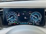 Hyundai Tucson 1.6 T-GDI 265pk PHEV Premium 4WD (299,- p/m Demo Deal!) | Leder | Carplay | Climate | Keyless | Navigatie | Elek. Klep | Full - Led | 360 Camera | KRELL Audio | Elek. Stoelen | 19" Lichtmetaal | Winterpakket | Stoelventilatie | Dodehoek Detectie | Digitale Cockpit | Adapt. Cruisecontrol | Parkeer Assistent | 1e Eigenaar
