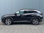 Hyundai Tucson 1.6 T-GDI 265pk PHEV Premium 4WD (299,- p/m Demo Deal!) | Leder | Carplay | Climate | Keyless | Navigatie | Elek. Klep | Full - Led | 360 Camera | KRELL Audio | Elek. Stoelen | 19" Lichtmetaal | Winterpakket | Stoelventilatie | Dodehoek Detectie | Digitale Cockpit | Adapt. Cruisecontrol | Parkeer Assistent | 1e Eigenaar
