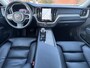 Volvo XC60 2.0 T6 Recharge 340 pk AWD Inscription Exclusive Navigatie Panoramdak 19 Inch Velgen Luchtvering Carplay Google Harman Kardon Leder Elek Stoelen + Verwarming ACC Head Up Camera NL Auto Plug in Hybride
