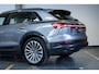 Audi E-tron 55 quattro Business edition Plus 95 kWh | Panoramadak | Luchtvering | 1ste Eigenaar | Dealeronderhouden | Lederenbekleding | Parkeercamera | Audi smartphone interface | Parkeersensoren voor + achter | Electrische bedienbare voorstoelen