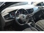 Volkswagen Polo 1.0 TSI R-LINE clima cruise pano camera led 17 inch !!