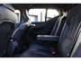 Volvo XC40 Recharge P8 AWD R-Design | Adaptieve Cruise Control | Pilot Assist | Harman/Kardon Audiosysteem | Dodehoekherkenning | Panoramisch schuif-/kanteldak | Warmtepomp | 20" Lichtmetalen velgen | Stoelverwarming | Stuurwielverwarming