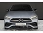 Mercedes-Benz C-klasse 180 AMG Line | 360Camera | Apple CarPlay | Stoelverwarming | Sfeerverlichting |