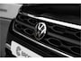 Volkswagen T-Roc Life Edition | 'App-Connect' draadloze smartphone integratie | 'App-Connect' smartphone integratie | Afstandscontrolesysteem (Front Assist)