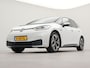 Volkswagen ID.3 First Plus 58 kWh incl. afneembare trekhaak | SoH 94,4% | Afneembare trekhaak | Apple Carplay  | Navigatie | Achteruitrij camera | Voorstoelen verwarmd | Wifi | Spraakbediening | Parkeersensoren voor en achter |