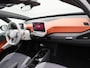 Volkswagen ID.3 First Plus 58 kWh incl. afneembare trekhaak | SoH 94,4% | Afneembare trekhaak | Apple Carplay  | Navigatie | Achteruitrij camera | Voorstoelen verwarmd | Wifi | Spraakbediening | Parkeersensoren voor en achter |