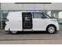 Volkswagen ID. Buzz Cargo 77 kWh 204 pk Dubbele Schuifdeur | Trekhaak | Carbolt Systeem | Alarm Klasse 3 | Bijrijdersbank | PDC | Adaptive Cruise Control | Achterdeuren