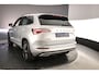 Skoda Karoq Sportline Business 1.5 TSI 150pk DSG Automaat Trekhaak, Adaptive cruise control, Achteruitrijcamera, Elektrische achterklep, LED matrix koplampen