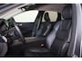 Volvo XC60 B4 Inscription - IntelliSafe Assist & Surround - Adaptieve LED koplampen - Parkeercamera achter - Verwarmde voorstoelen & stuur - Parkeersensoren voor & achter - Elektr. bedienb. bestuurdersstoel met geheugen - Apple Carplay & Android Auto - Extra getint glas - 19' LMV
