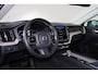 Volvo XC60 B4 Inscription - IntelliSafe Assist & Surround - Adaptieve LED koplampen - Parkeercamera achter - Verwarmde voorstoelen & stuur - Parkeersensoren voor & achter - Elektr. bedienb. bestuurdersstoel met geheugen - Apple Carplay & Android Auto - Extra getint glas - 19' LMV