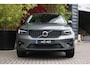 Volvo XC40 2.0 B4 Plus Dark | 20" Velgen | Matrix LED | 360 Camera | Panoramadak | Pilot Assist