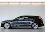 Volvo V60 T6 350PK AWD Essential | Leer | Pilot Assist | BLIS | 19'' | Getint Glas  | Lendensteun | Park Assist