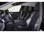 Volvo XC60 T5 AWD Inscription - IntelliSafe Surround - Adaptieve LED koplampen - Parkeercamera achter - Verwarmde voorstoelen, stuur & achterbank - Parkeersensoren voor & achter - Elektr. bedienb. bestuurdersstoel met geheugen - Cruise control - Standkachel - 19' LMV