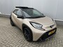 Toyota Aygo X 1.0 VVT-i S-CVT Premium / Schuifdak / JBL Audio / Stoelverwarming / Navigatie / Camera / Keyless Entry / 1ste eigenaarsauto.