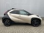 Toyota Aygo X 1.0 VVT-i S-CVT Premium / Schuifdak / JBL Audio / Stoelverwarming / Navigatie / Camera / Keyless Entry / 1ste eigenaarsauto.