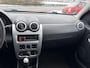 Dacia Sandero 1.6 Lauréate AIRCO | TREKHAAK | NIEUWE APK | BOVAG !!