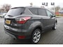 Ford Kuga 1.5 Titanium 4WD | Climate Control | Cruise Control | Achteruitrijcamera | Elektrisch Wegklapbare Trekhaak | Elektrisch Bedienbare Achterklep | Voorruit Verwarming | 19 Inch Lichtmetalevelgen |