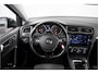 Volkswagen Golf 1.5 TSI Comfortline Business Trekhaak Stoelverwarming Camera Applecarplay ACC