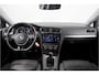 Volkswagen Golf 1.5 TSI Comfortline Business Trekhaak Stoelverwarming Camera Applecarplay ACC
