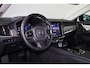 Volvo V90 T6 Recharge AWD Plus Dark - IntelliSafe Assist & Surround - 360º Camera - Harman/Kardon audio - Adaptieve LED koplampen - Verwarmde voorstoelen, stuur & achterbank - Parkeersensoren voor & achter - Elektr. bedienb. voorstoelen met geheugen - Extra getint glas - Elektr. inklapbare trekhaak - 19' LMV
