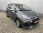Hyundai i10 1.0i Comfort / Navigatie / Cruise control / Airco / Telefoon / Elektrisch bedienbare ramen + spiegels.