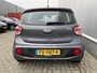 Hyundai i10 1.0i Comfort / Navigatie / Cruise control / Airco / Telefoon / Elektrisch bedienbare ramen + spiegels.