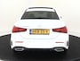 Mercedes-Benz A-klasse 250 e Business Solution AMG Panorama Dak / Memory Seats / Keyless / Nightpakket / 360 Camera