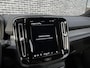 Volvo XC40 Recharge P8 AWD R-Design | Adaptieve Cruise Control | Stoel-/Stuurverwarming | Dodehoek Detectie | Warmtepomp | Parkeercamera | CarPlay & Android Auto |