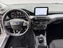 Ford Focus 1.0 EcoBoost Hybrid Titanium | Trekhaak | Keyless Entry | Adaptieve Cruise Control | Stoel/Stuur/Voorruitverwarming | Lichtmetalen Velgen |