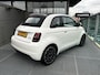 Fiat 500C Icon 42 kWh Cabrio, Climate control, 17 inch lichtmetalen velgen, Parkeer sensoren achter, Regensensor, Led verlichting 1e eigenaar.