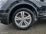 Volkswagen Tiguan 2.0 TSI 4Motion R-Line / Pano / HUD / Trekh.