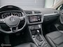 Volkswagen Tiguan 2.0 TSI 4Motion R-Line / Pano / HUD / Trekh.