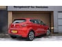 Renault Clio 1.3 131PK TCe Automaat Intens 5Drs LED Navi Stoelverwarming A-Camera 16inch LM *NL auto* 37609km!
