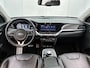 Kia e-Niro ExecutiveLine 64 kWh (CARPLAY, CAMERA, STOELVERWARMING/KOELING, ADAPTIVE CRUISE, 1e EIGENAAR)