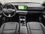 Hyundai Kona 1.6 GDI HEV Premium Automaat / Fabrieksgarantie tot 04-2029 / Trekgewicht 1.300Kg / Stoelverkoeling / Stoelverwarming Voor + Achter / Stuurverwarming / 360 Camera / BOSE Audio / Elektrische achterklep /