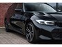 BMW 3-Serie Touring 330e M-Sport Pano ACC Trekh H/K HUD 19inch Stuurverw