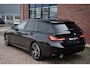 BMW 3-Serie Touring 330e M-Sport Pano ACC Trekh H/K HUD 19inch Stuurverw