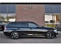 BMW 3-Serie Touring 330e M-Sport Pano ACC Trekhaak H/K HUD 19inch Stuurverw