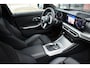 BMW 3-Serie Touring 330e M-Sport Pano ACC Trekh H/K HUD 19inch Stuurverw