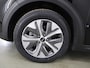Kia e-Niro DynamicPlusLine 64 kWh | Trekhaak | Panoramadak | Stoel/Stuurwielverwarming | Adaptieve Cruise Control | Keyless Go | LED Koplampen |