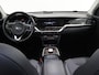 Kia e-Niro DynamicPlusLine 64 kWh | Trekhaak | Panoramadak | Stoel/Stuurwielverwarming | Adaptieve Cruise Control | Keyless Go | LED Koplampen |