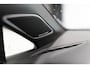Volkswagen Golf 2.0 TSI R 4Motion Performance Akrapovic HUD