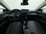 Peugeot 208 Hybrid 100 e-DCS6 Allure | LED koplampen | Parkeersensoren voor + achter | Getint glas | Navigatie | Apple Carplay / Android auto