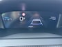 Peugeot 208 Hybrid 100 e-DCS6 Allure | LED koplampen | Parkeersensoren voor + achter | Getint glas | Navigatie | Apple Carplay / Android auto