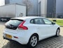 Volvo V40 1.6 T3 Kinetic 2e eigenaar dealer onderhouden airco navigatie cruis control parkeer sensor