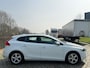 Volvo V40 1.6 T3 Kinetic 2e eigenaar dealer onderhouden airco navigatie cruis control parkeer sensor