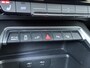 Audi A3 Sportback 40 TFSI S Edition | Panoramadak | Lederen bekleding | Virtual cockpit Plus | Adaptieve cruise control | Navigatie Plus | Full LED verlichting | Parkeerassistent | Stoelverwarming |